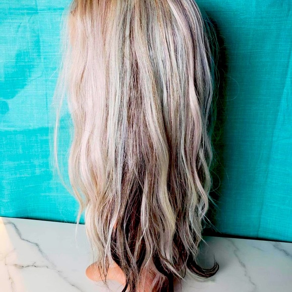 Multicolor wig - Picture 1 of 7